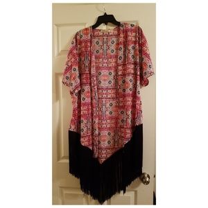 Kimono w/Fringe Trim